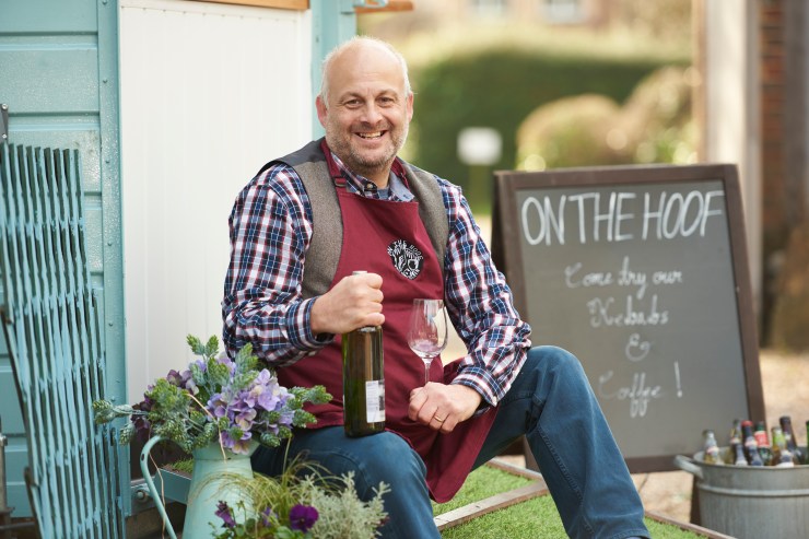 300ppi- On the hoof_4988